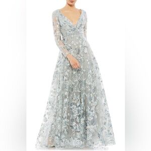 Mac Duggal Floral Embroidered Long Sleeve Gown – Size 6